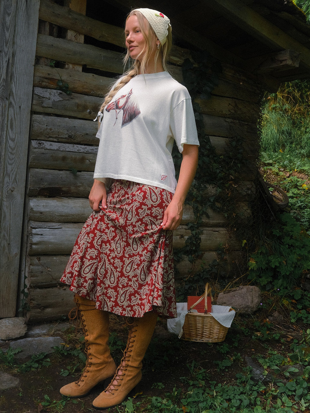 Charlie Tee - Heritage Horse