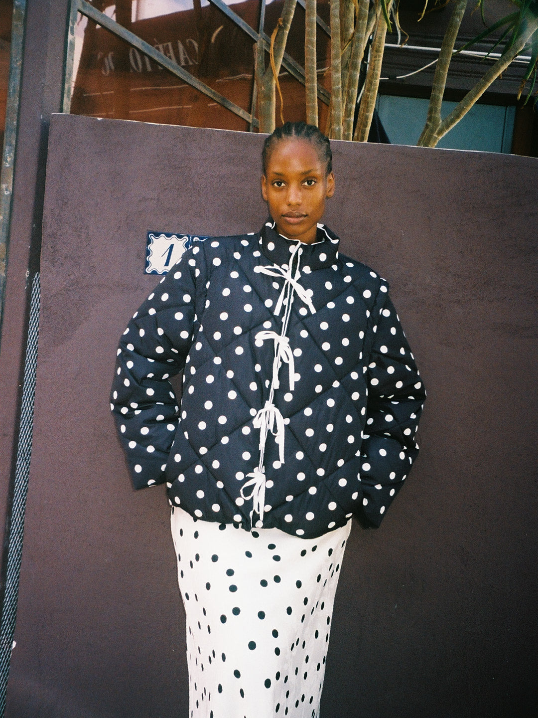 Lady Puffer Jacket - Black Dot